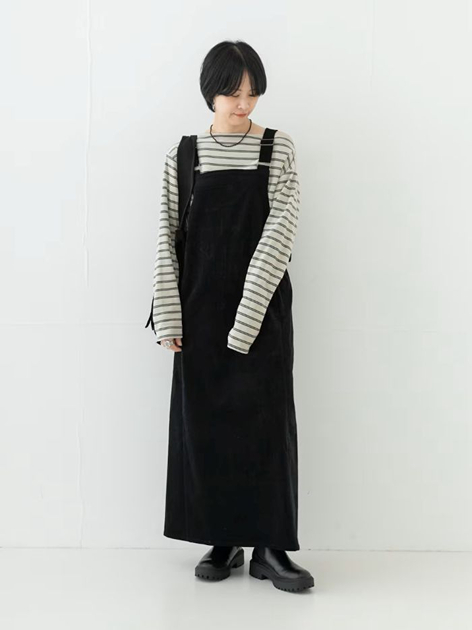 URBAN RESEARCH WOMENさんの「URBAN RESEARCH｜VELOUR BORDER 2WAY TOPS」を使ったコーディネート