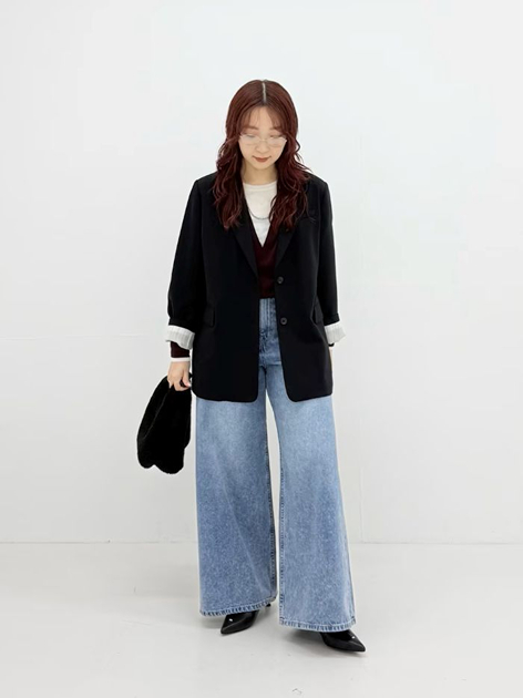 URBAN RESEARCH WOMENさんの「URBAN RESEARCH｜Picchi Nia　HIGH RISE BUGGY DENIM」を使ったコーディネート