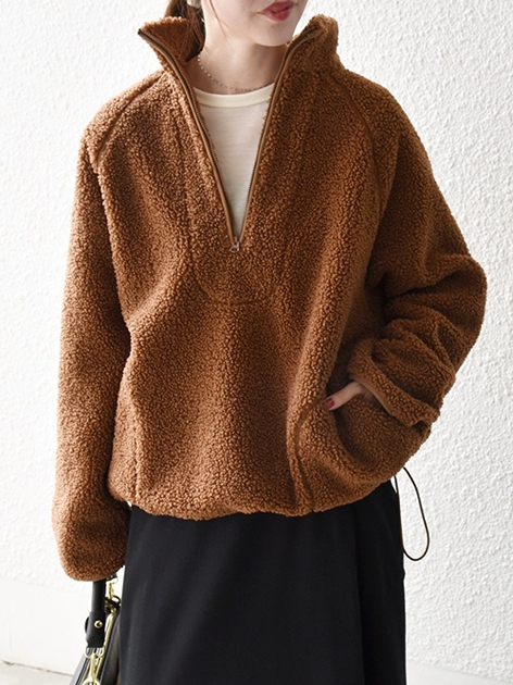 山内さんの「SHIPS｜レザー 2WAY ミニマル ワンハンドル ショルダー バッグ」を使ったコーディネート