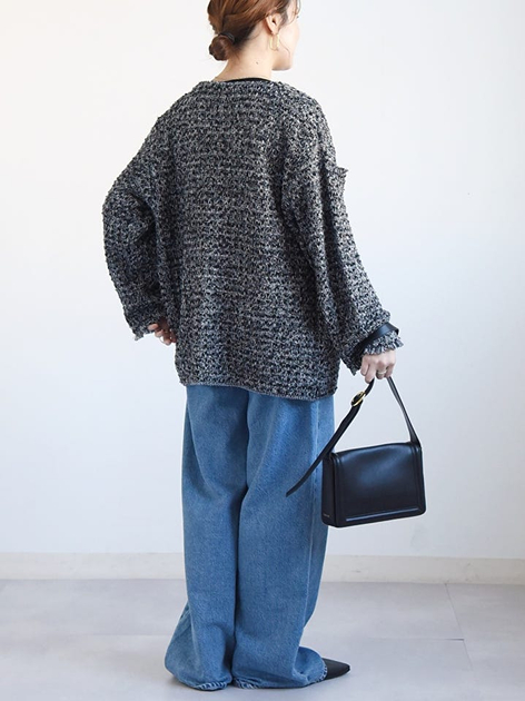 荒川さんの「SHIPS｜〈手洗い可能〉ミディ丈 ミックス ニット ジャケット」を使ったコーディネート