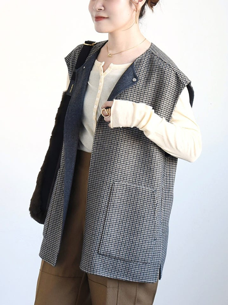 荒川さんの「SHIPS｜【実力派ベーシック】セミ 梳毛 配色 リバーシブル ジレ」を使ったコーディネート